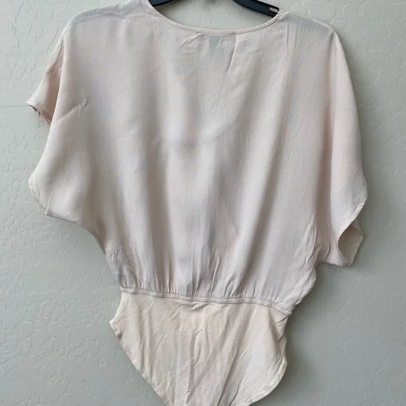 Forever 21 Dolman Sleeve Wrap Bodysuit - Picture 2 of 3